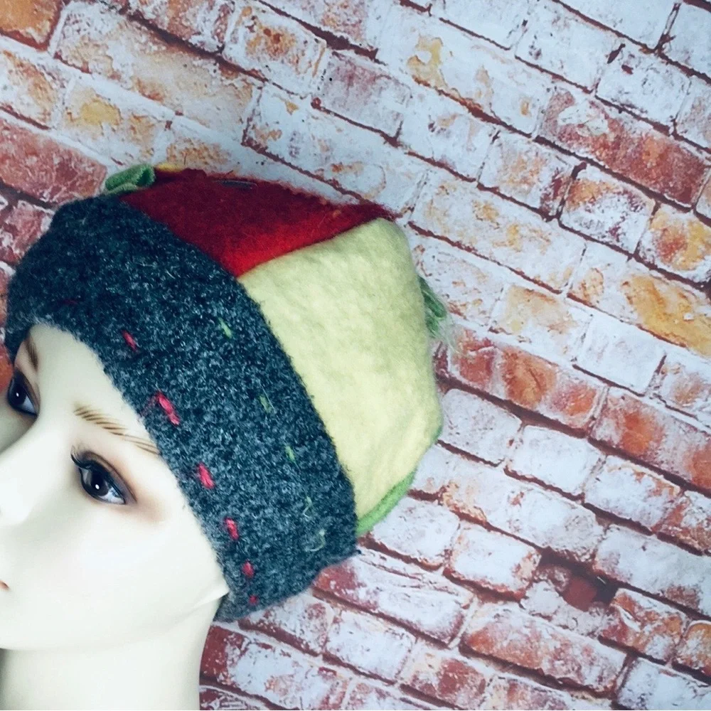 Gifsswein Color-block Nordic Wool Felt Floral Embellished Winter Hat